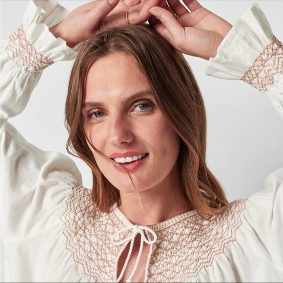 NWOT Faherty Laura Embroidered Smock Neck Top S - Picture 2 of 8